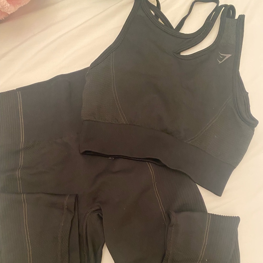 Gymshark sports bra and leggings set